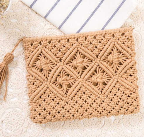 Daisy Crochet Clutch {Multiple Colors!}