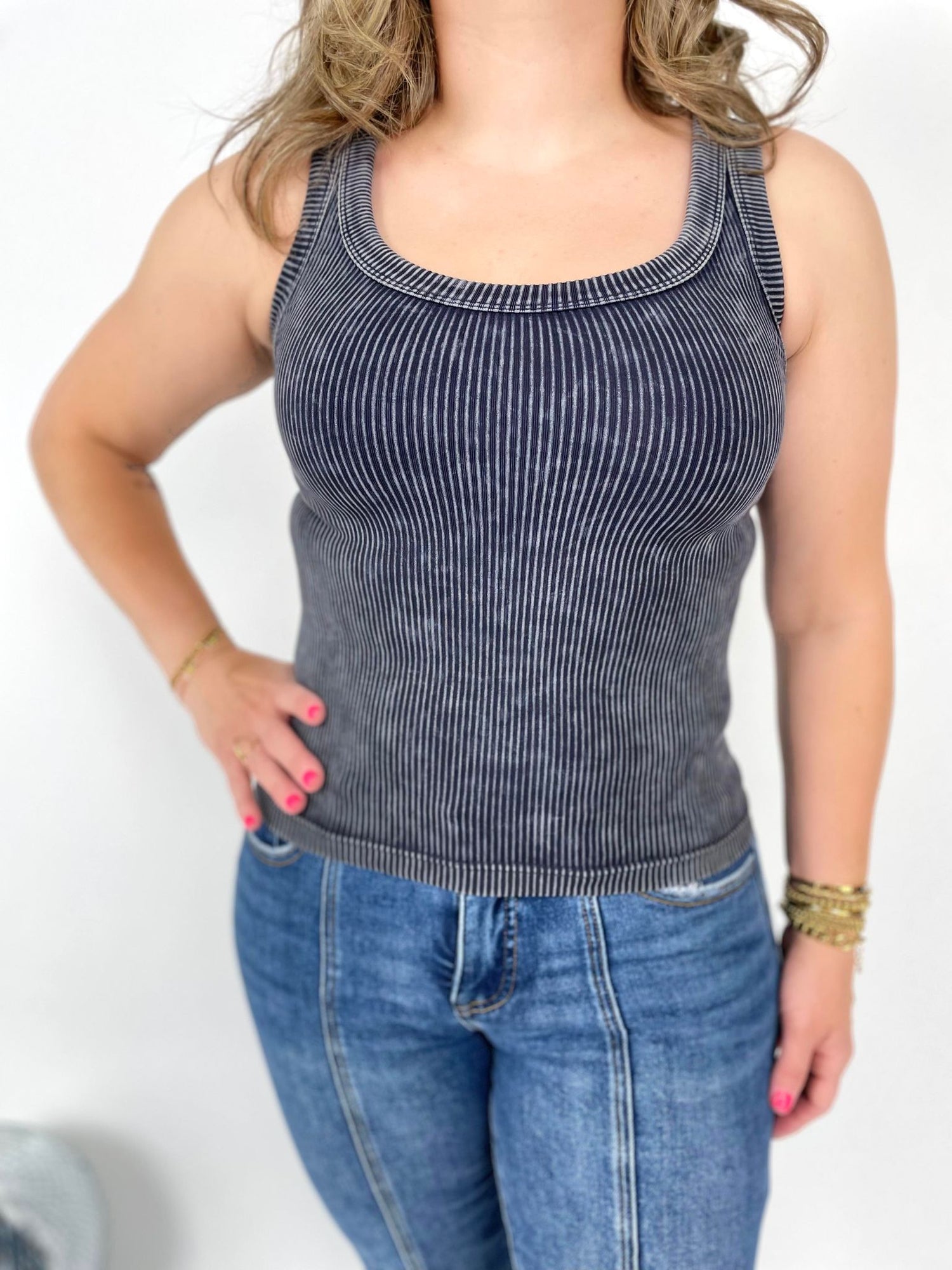 Versatile Vibe Ribbed Tank in Ash Black