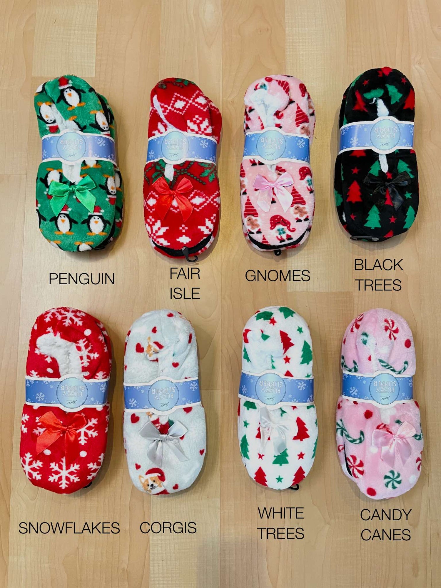 KIDS Holiday Fuzzy Slippers {Multiple Prints!}