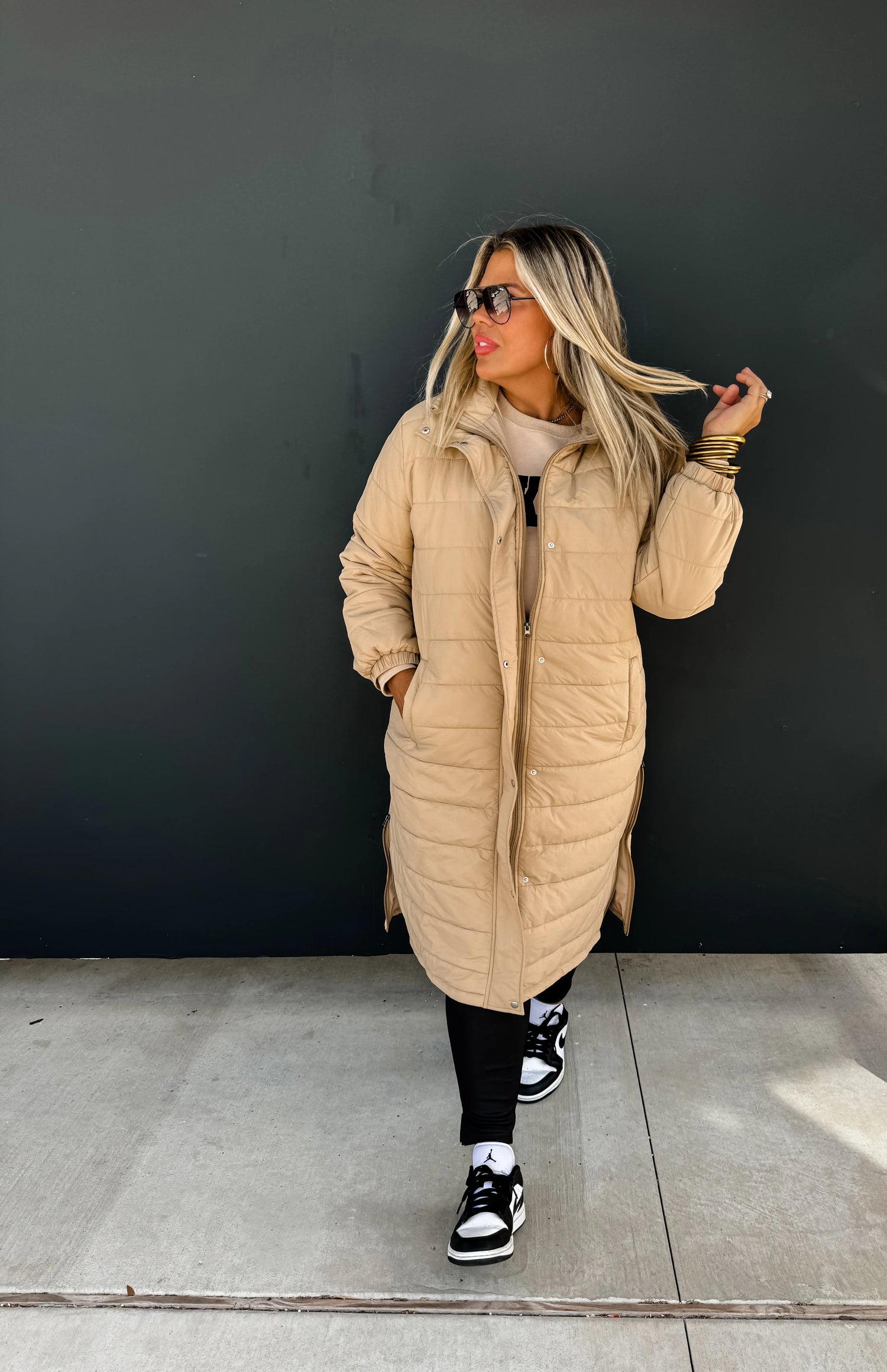 BLAKELEY LENNON LONG PUFFER JACKET IN TAN