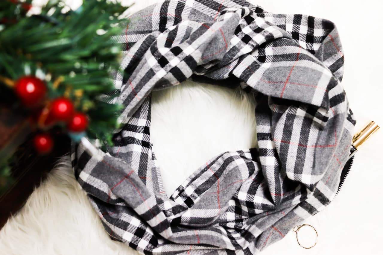 The Arya - Holiday Infinity Scarf