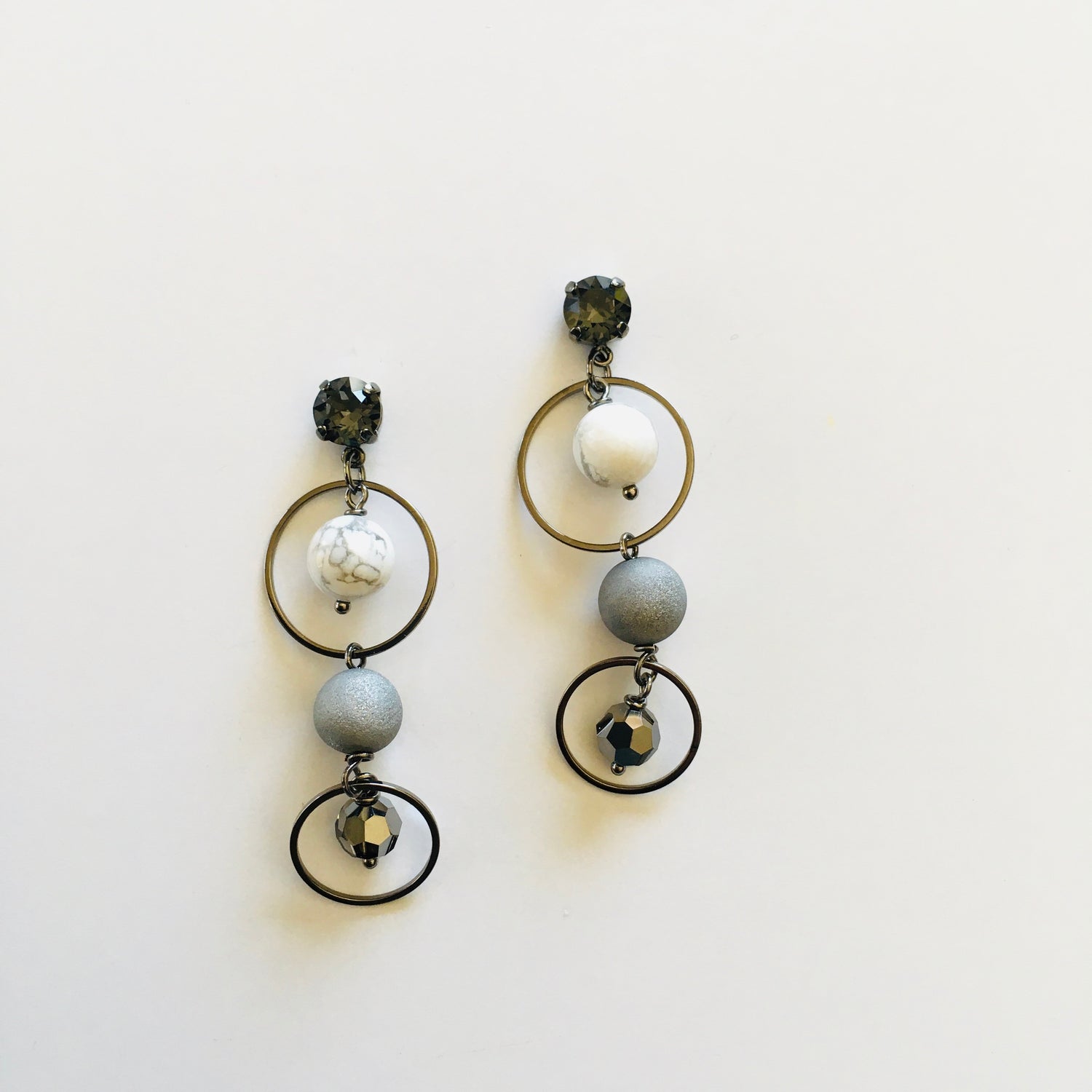 Black + White Night Earring